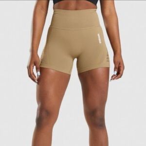 Gymshark Energy Seamless Shorts - Biscotti Brown